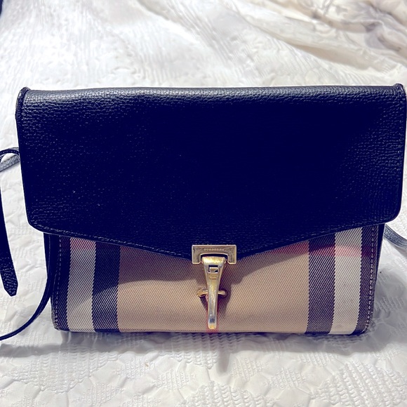Burberry Crossbody Bag - Picture 1 of 8